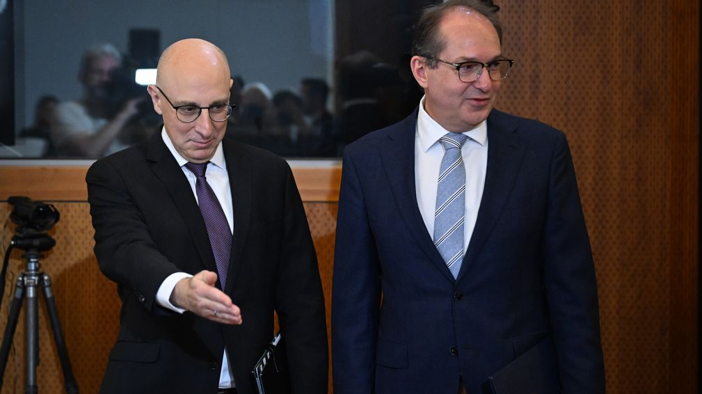 Anayasayı Koruma Teşkilatı Güçlendirilecek!, © dpa