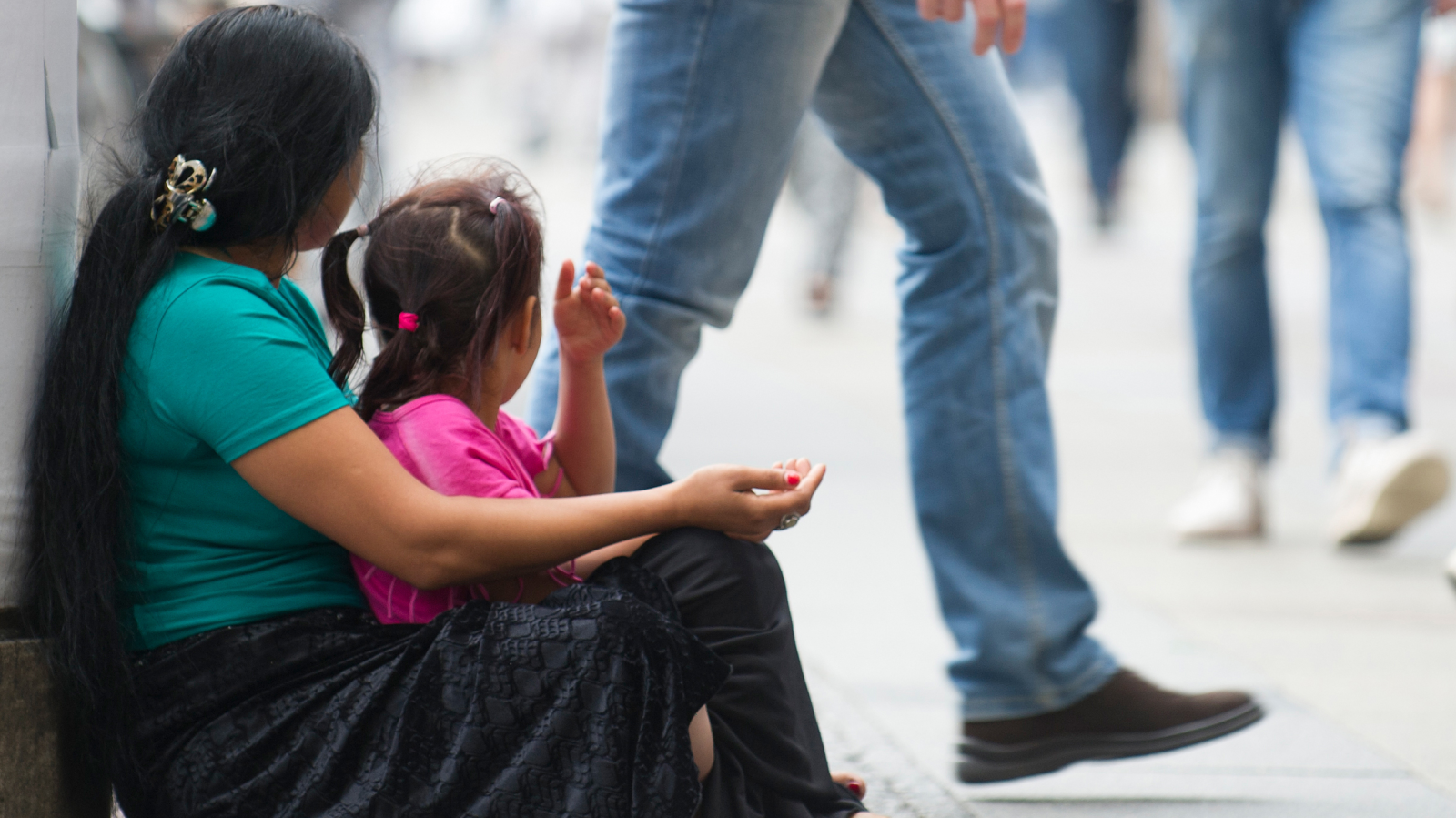 Kaiserslautern’da ‘Dilencilik Yasağı’ Tartışması, © Paul Zinken/dpa