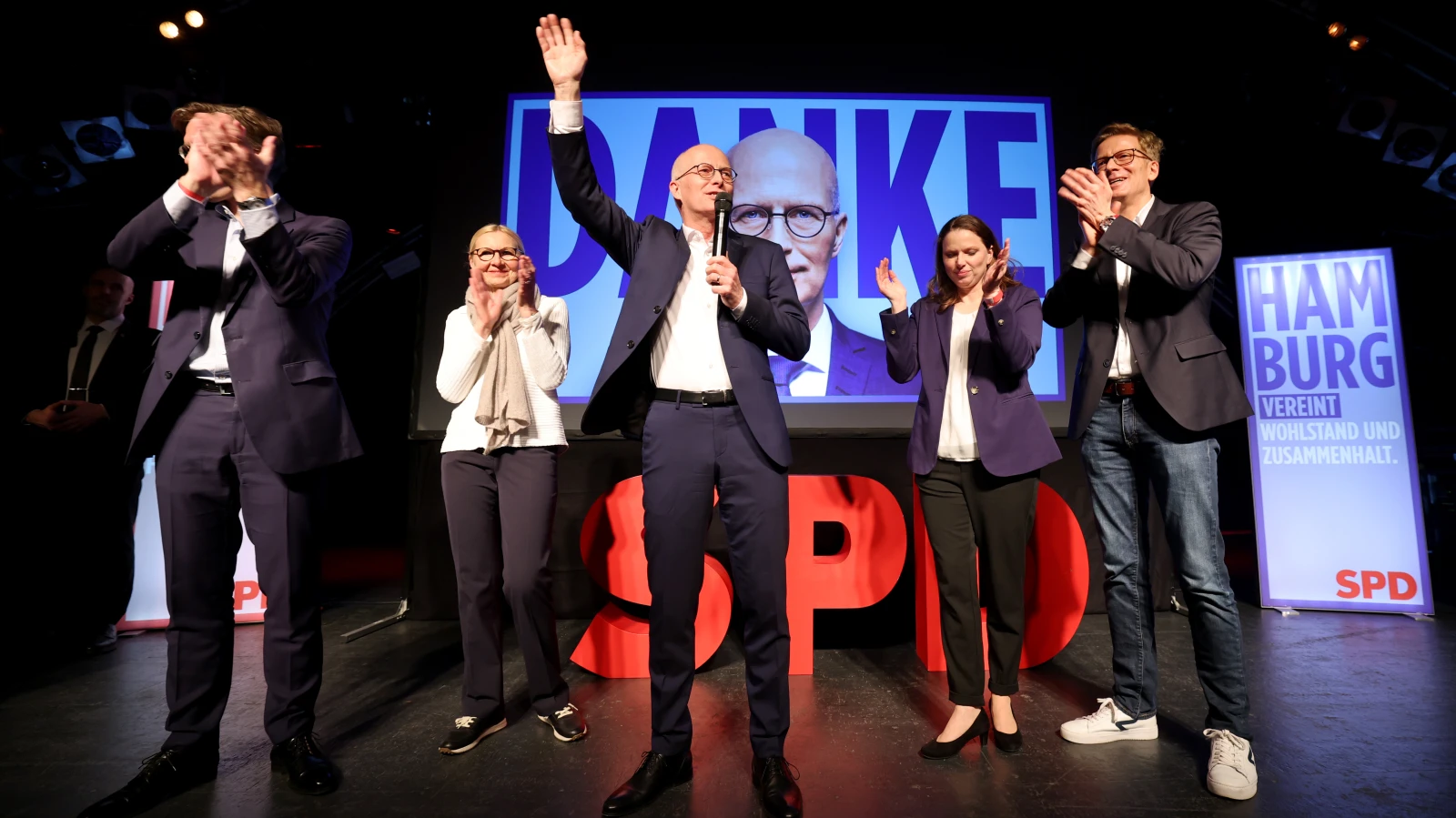 Hamburg Seçimlerimi SPD Kazandı!, © dpa Hamburg Seçimlerimi SPD Kazandı!, © dpa