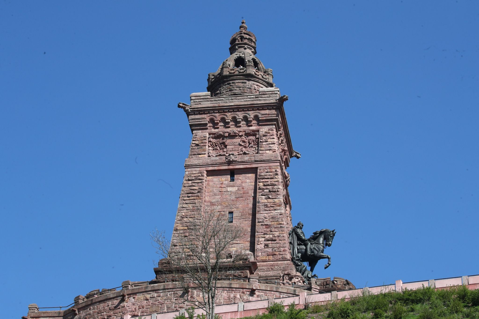 Blick auf den Hauptturm des Kyffhäuserdenkmals.