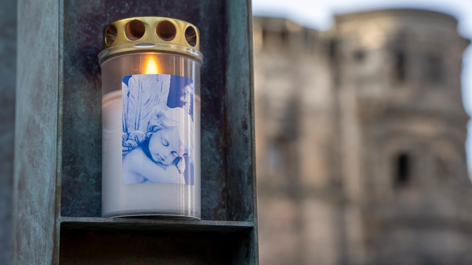 Mannheim’da Amok Saldırısının Yıldönümünde Anma Töreni, © Harald Tittel/dpa Mannheim’da Amok Saldırısının Yıldönümünde Anma Töreni, © Harald Tittel/dpa