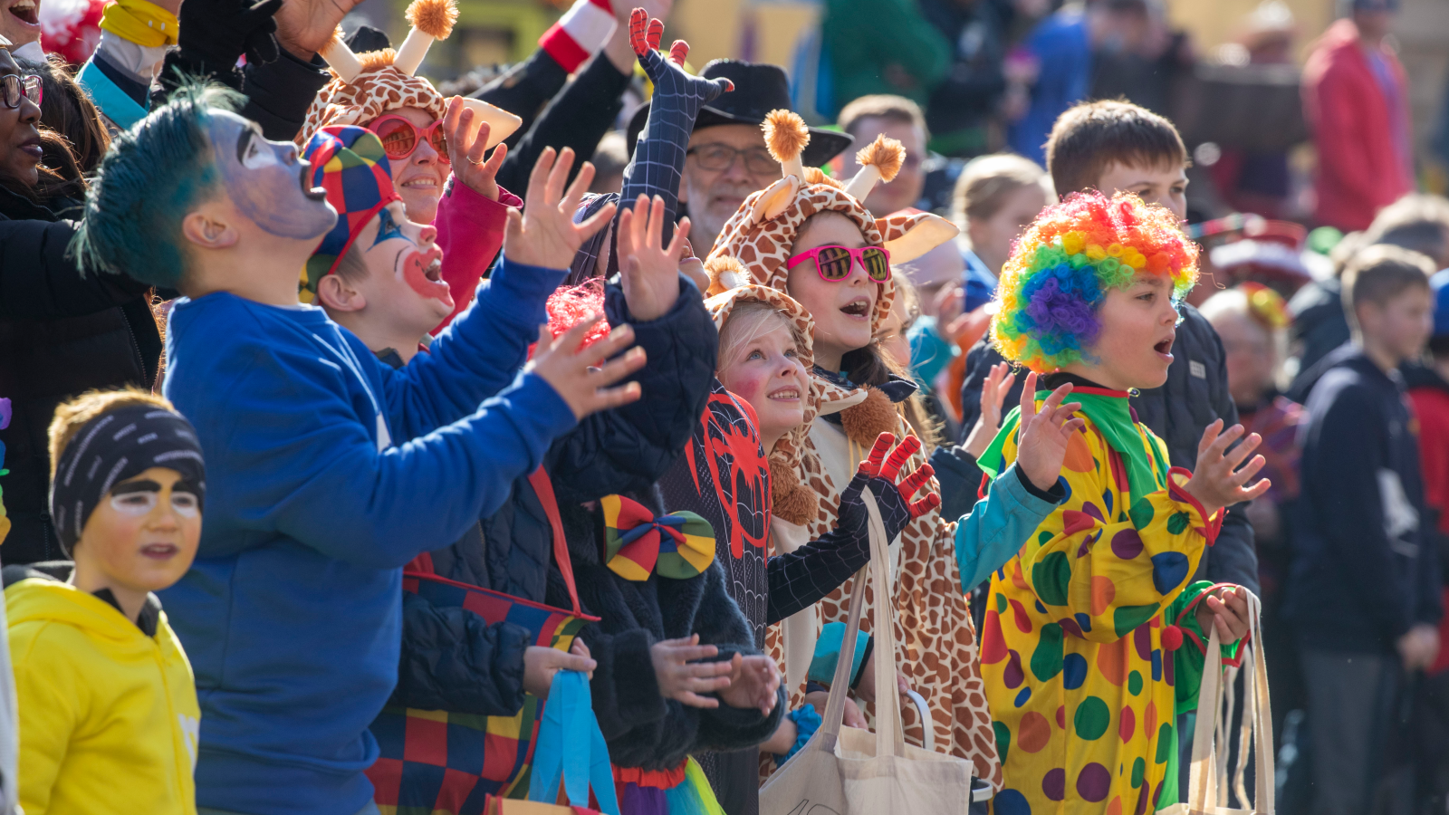 Dikkat! Köln Karnavalı Öncesi Terör Tehdidi, © dpa