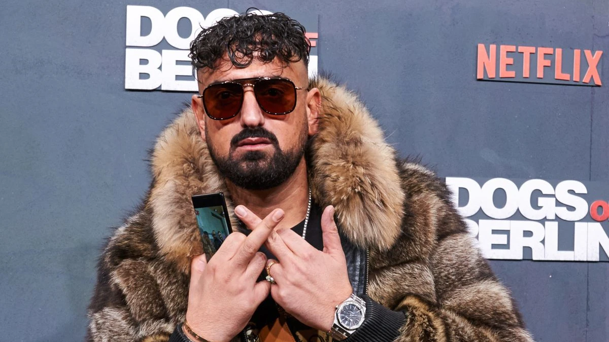 OfOfenbachlı Öğrencileri Derslerde Goethe Yerine Haftbefehl`i İstiyor!, © dpa OfOfenbachlı Öğrencileri Derslerde Goethe Yerine Haftbefehl`i İstiyor!, © dpa