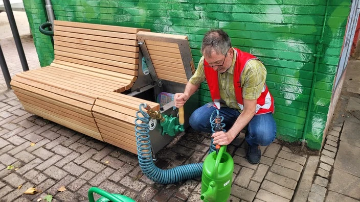 Düsseldorf’ta Çevre Dostu Bank Hizmete Girdi!, © Peter Hild/wdr Düsseldorf’ta Çevre Dostu Bank Hizmete Girdi!, © Peter Hild/wdr