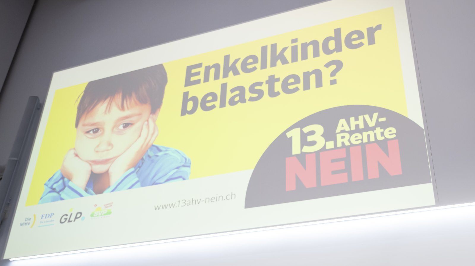 SVP und Grüne fassen AHV-Parolen und sprechen über die EU, © Keystone / Anthony Anex