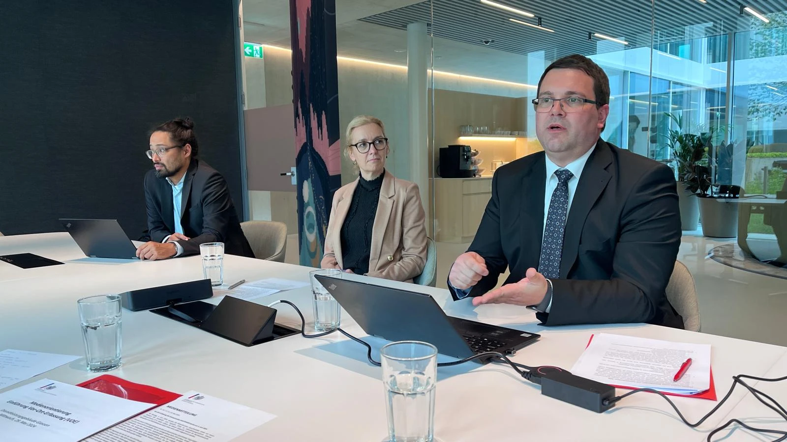 Für Reisepässe und Identitätskarten müssen keine Fotos mehr selbst mitgebracht werden, © Radio Liechtenstein Für Reisepässe und Identitätskarten müssen keine Fotos mehr selbst mitgebracht werden, © Radio Liechtenstein