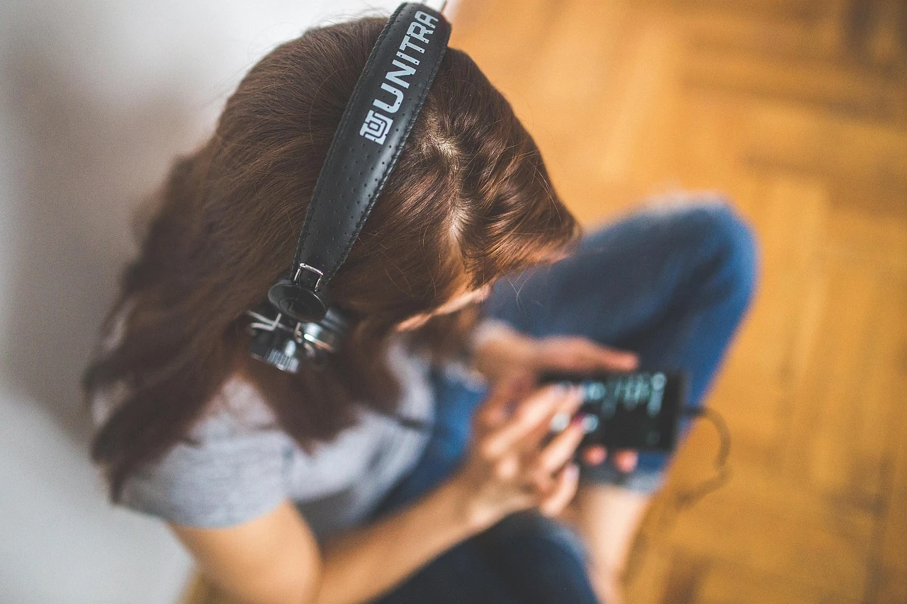 Wer profitiert wirklich vom Streaming und welche Rolle spielt das Radio noch?, © Image by Karolina Grabowska from Pixabay Wer profitiert wirklich vom Streaming und welche Rolle spielt das Radio noch?, © Image by Karolina Grabowska from Pixabay