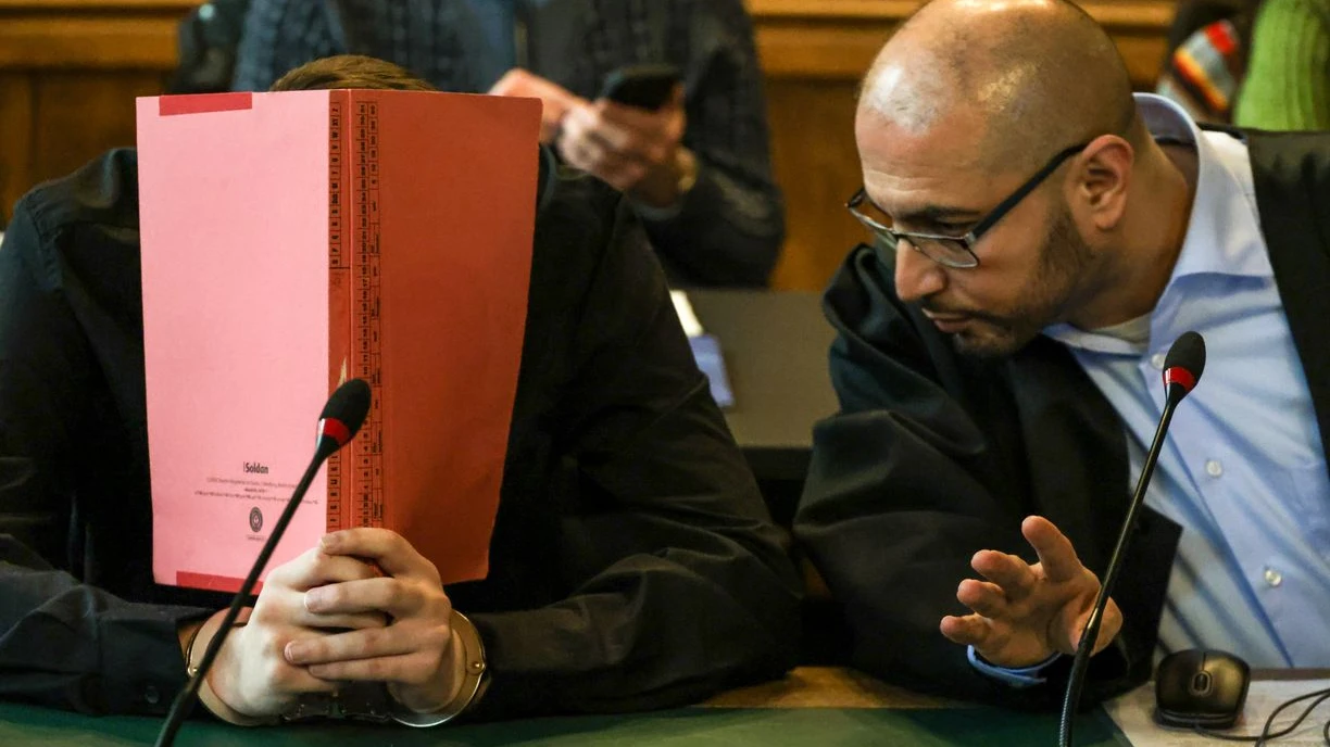 Bremen’de Bombalı Saldırı Davası Başladı!, © Focke Strangmann/dpa Bremen’de Bombalı Saldırı Davası Başladı!, © Focke Strangmann/dpa