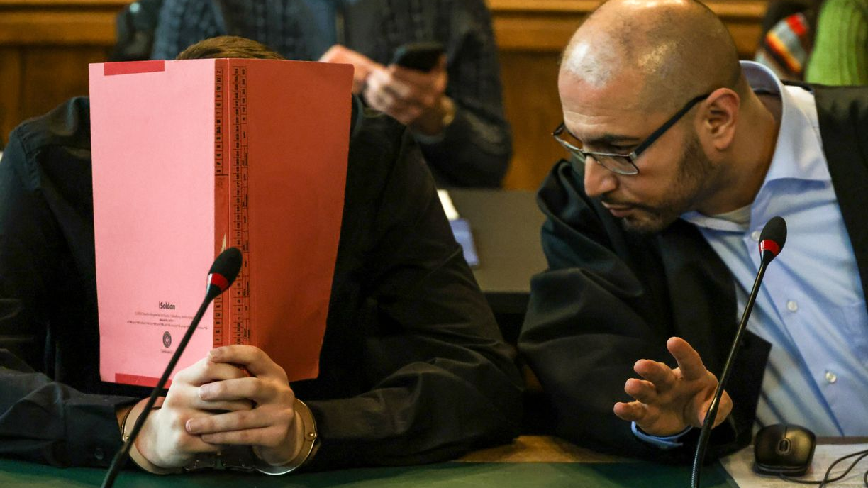 Bremen’de Bombalı Saldırı Davası Başladı!, © Focke Strangmann/dpa