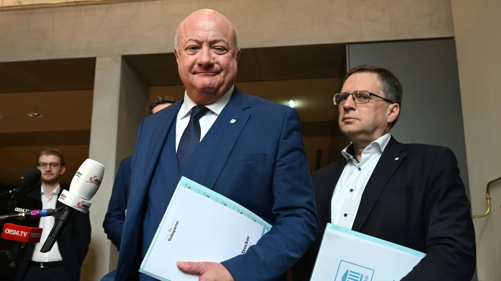 Österreich: Warnsignale vor Gesprächen von FPÖ und ÖVP, © Keystone/SDA Österreich: Warnsignale vor Gesprächen von FPÖ und ÖVP, © Keystone/SDA