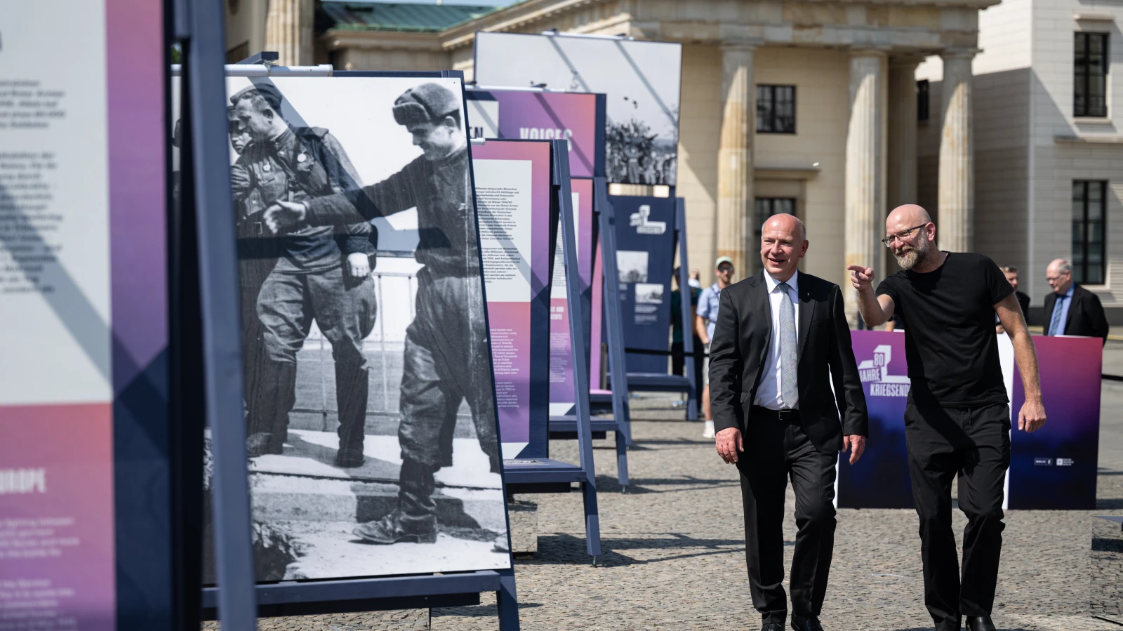 İkinci Dünya Savaşı'nın Bitişinin 80. Yılı!, © Hannes Albert/dpa İkinci Dünya Savaşı'nın Bitişinin 80. Yılı!, © Hannes Albert/dpa
