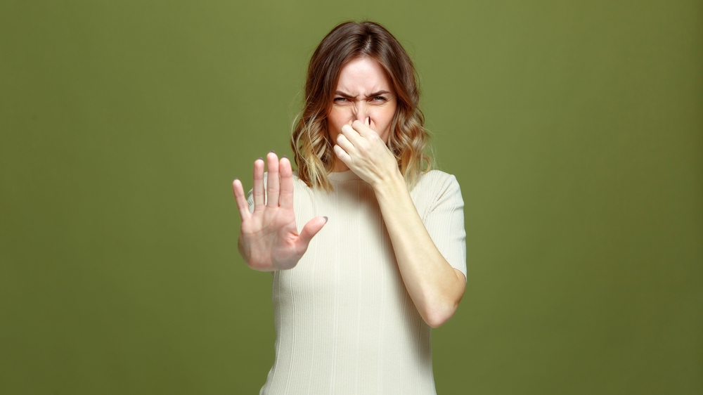 Kötü Nefes Kokusu Nasıl Giderilir? Dişçilerden 9 Tavsiye, © shutterstock