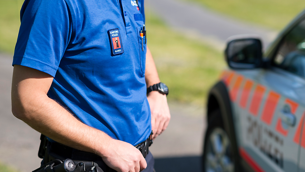 Gleitschirmpilot stürzt in Glarus beim Start ab, © Kantonspolizei Glarus