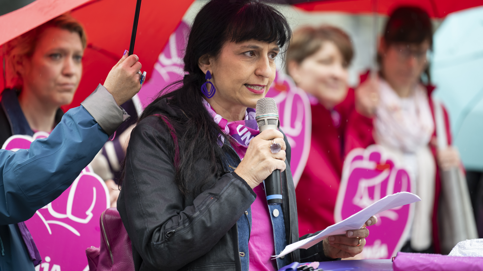 Gewerkschaft Unia fordert Frauen-Mindestlohn von 5000 Franken, © Keystone/SDA