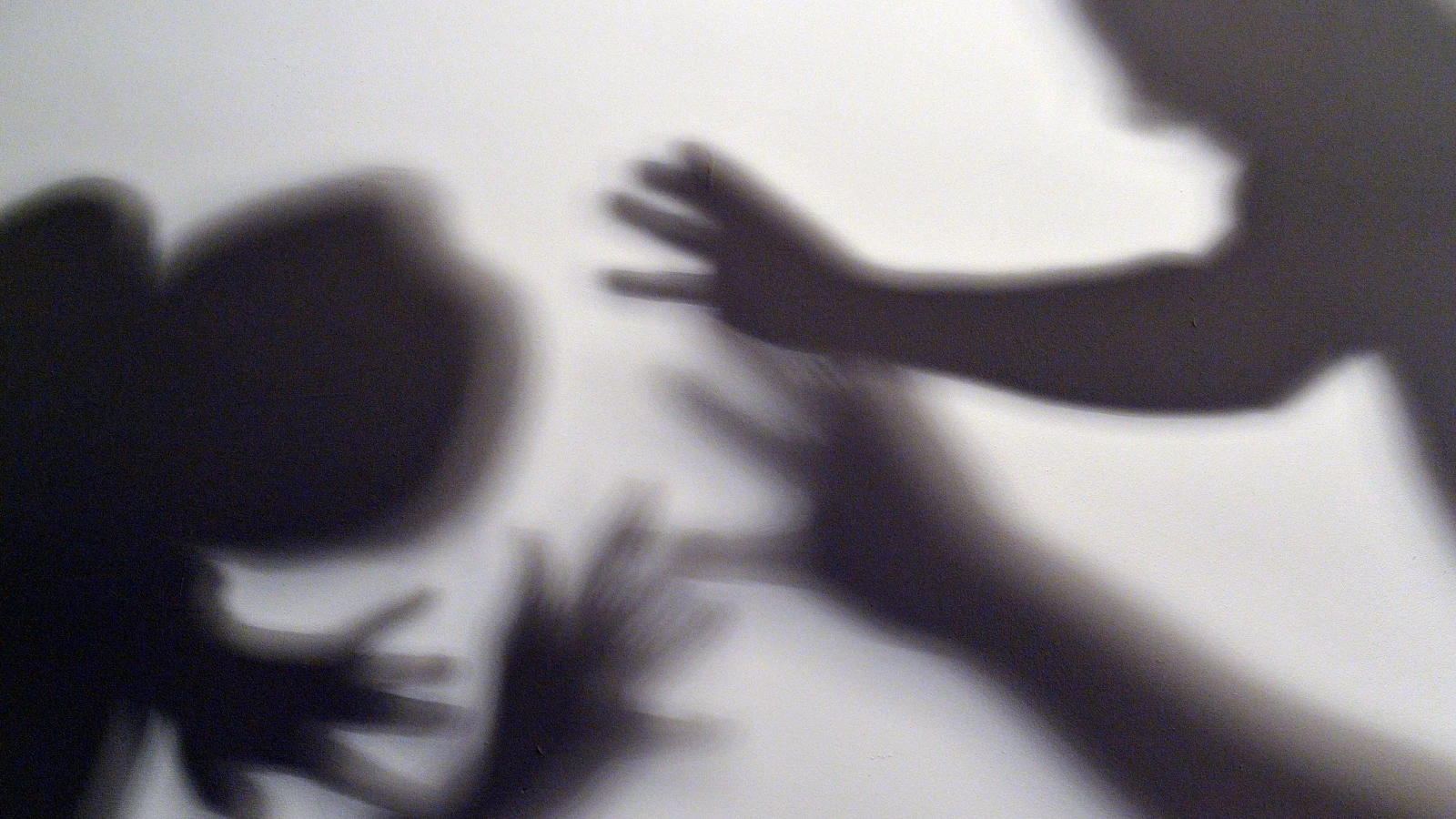 Hamburg’da Şiddet Davası: “Toksik ilişkinin şiddet sarmalı”, © dpa Hamburg’da Şiddet Davası: “Toksik ilişkinin şiddet sarmalı”, © dpa