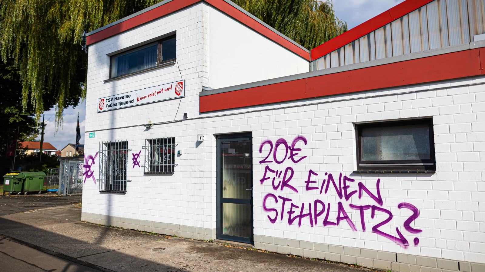 Oberschwaben’de Vandalizm Alarmı!, © Moritz Frankenberg/dpa Oberschwaben’de Vandalizm Alarmı!, © Moritz Frankenberg/dpa