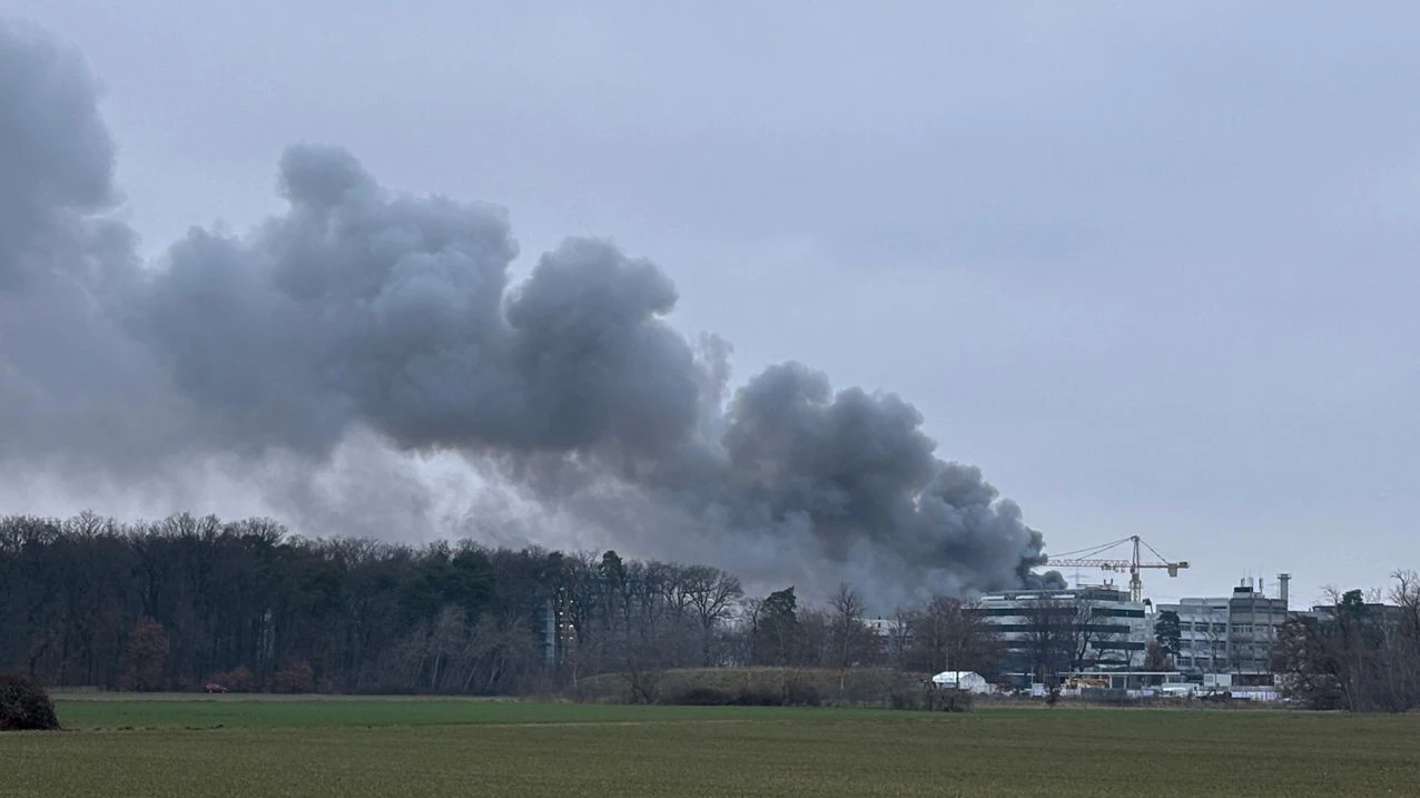 Darmstadt’ta Araştırma Merkezinde Büyük Yangın!, © Mike Seeboth/dpa Darmstadt’ta Araştırma Merkezinde Büyük Yangın!, © Mike Seeboth/dpa