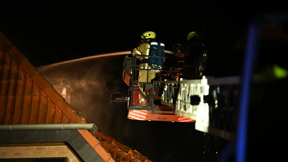 RHEIN-MAIN BÖLGESİNDE ZİNCİRLEME YANGINLAR!, © Annette Riedl/dpa RHEIN-MAIN BÖLGESİNDE ZİNCİRLEME YANGINLAR!, © Annette Riedl/dpa