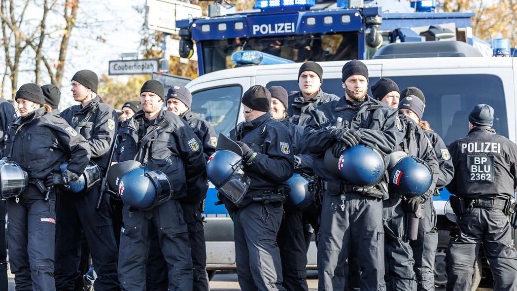 Märkisches Viertel`de 2 Çocukta Tehlikeli Patlayıcı Ele Geçirildi!, © dpa Märkisches Viertel`de 2 Çocukta Tehlikeli Patlayıcı Ele Geçirildi!, © dpa