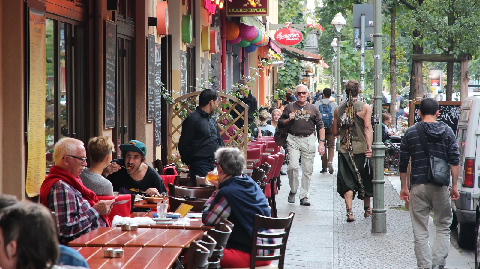 Almanya’da Her Dört Kişiden Biri Göçmen Kökenli, © shutterstock Almanya’da Her Dört Kişiden Biri Göçmen Kökenli, © shutterstock