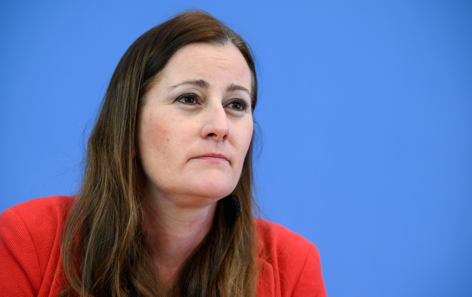 Janine Wissler, Bundesvorsitzende der Partei Die Linke, äußert sich in der Bundespressekonferenz.