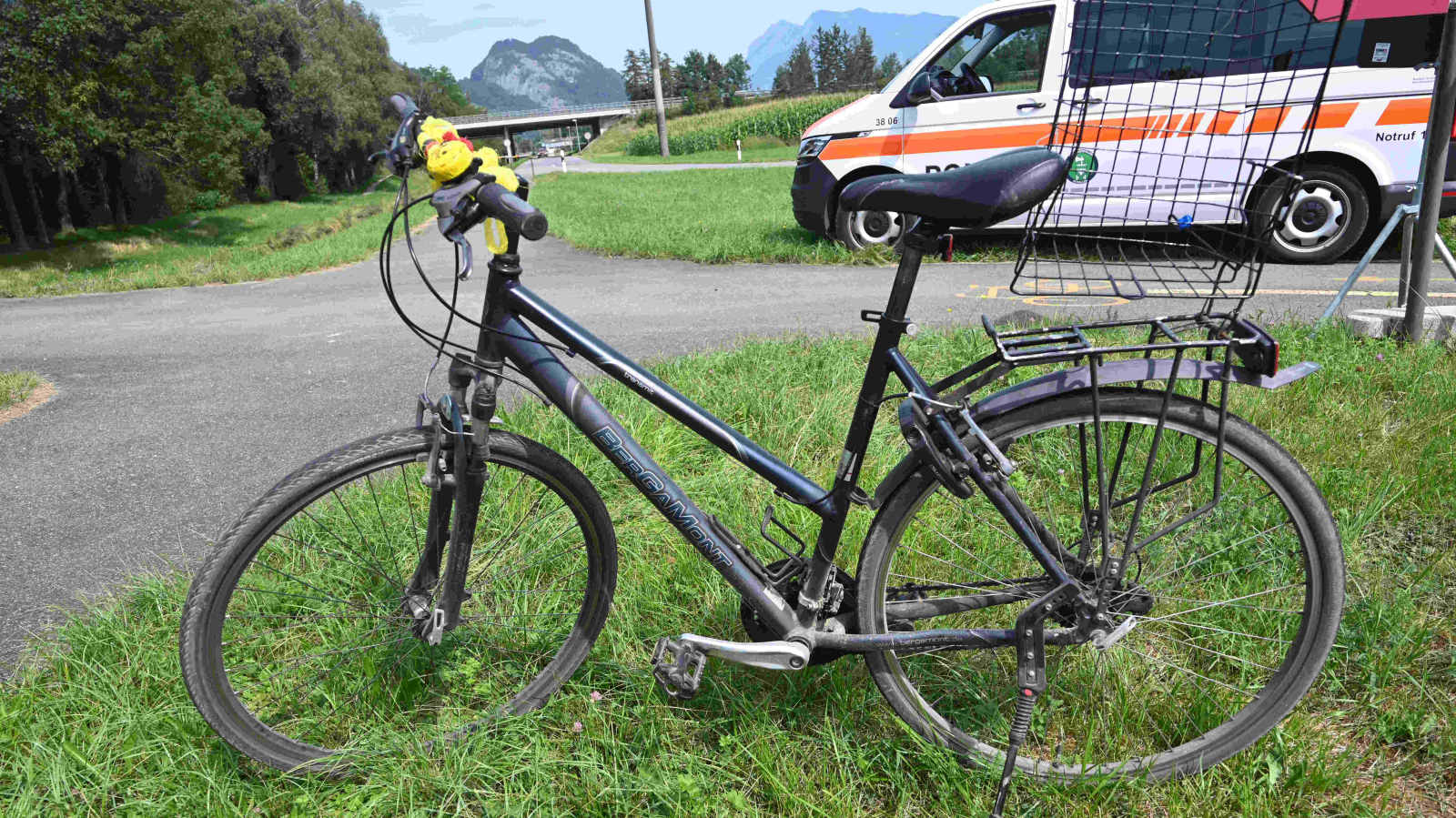 Velofahrerin in Wangs nach Unfall schwer verletzt, © Kantonspolizei St. Gallen