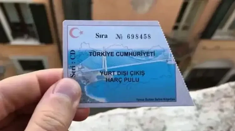 Türkiye'de Yurt Dışına Çıkış Harcı 500 Liraya Yükseldi, © Hürriyet Türkiye'de Yurt Dışına Çıkış Harcı 500 Liraya Yükseldi, © Hürriyet