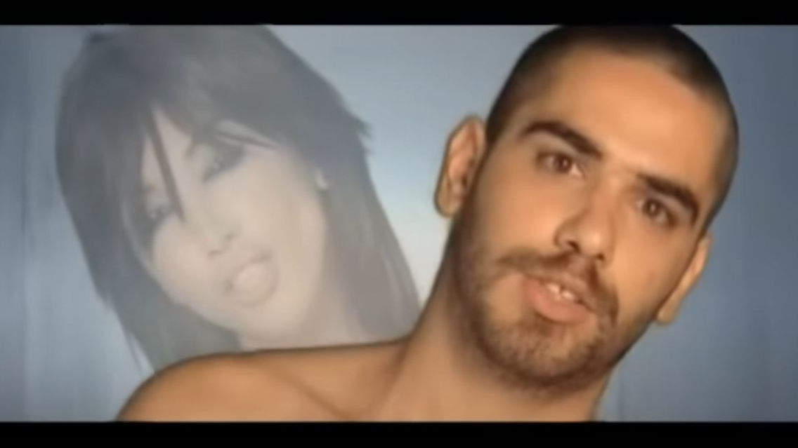 Hande Yener’in ‘Romeo’sunun Perde Arkasında Aşk, İhanet ve Ayrılık Var, © Youtube