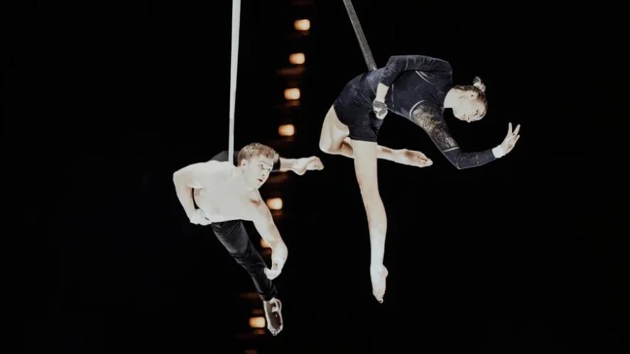 © young-stage © young-stage