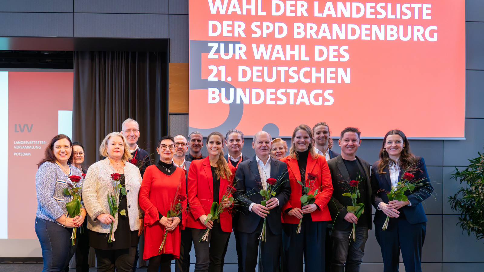 Scholz Brandenburg`da İlk Sırada!, © dpa