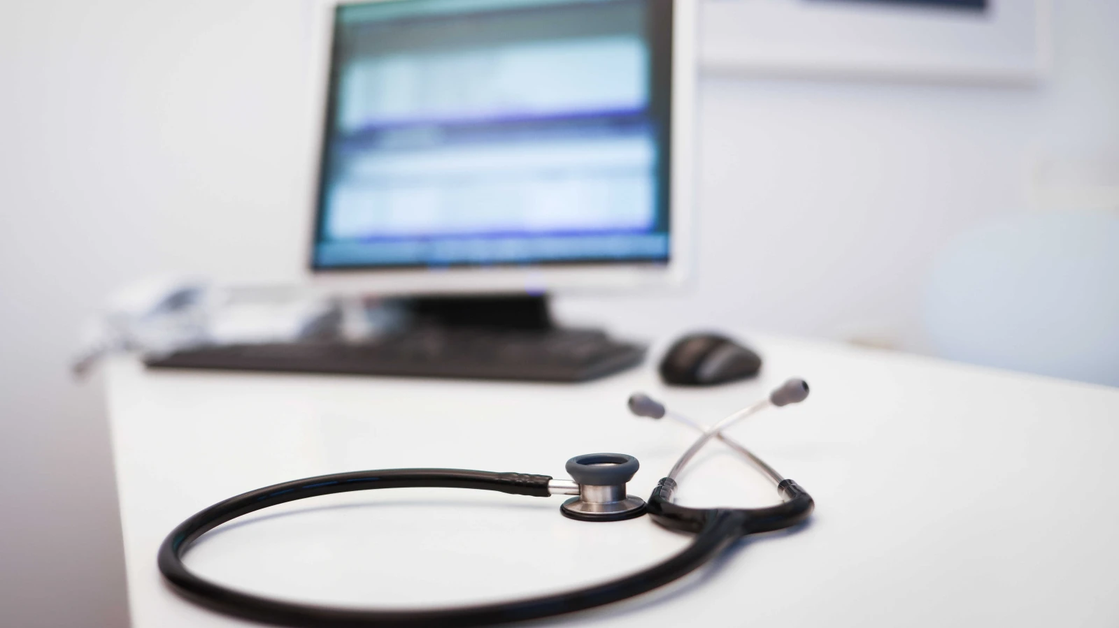 Mangel an Kinder- und Jugendärzten variiert, © Keystone / DPA / Christian Charisius / Symbolbild Mangel an Kinder- und Jugendärzten variiert, © Keystone / DPA / Christian Charisius / Symbolbild