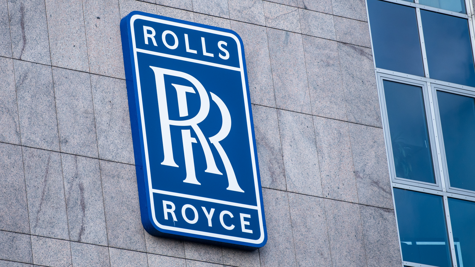 Rolls-Royce Power Systems’ta İşler Tavan Yaptı: 250 Yeni Çalışan Aranıyor, © Silas Stein/dpa