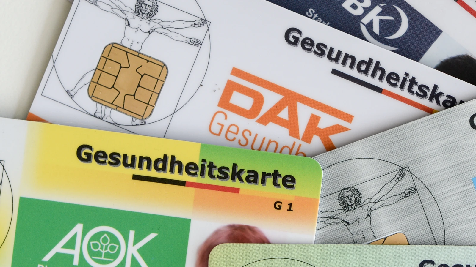 Sağlık Sigortalarına 800 Milyon Euro Ek Ödenek!, © Jens Kalaene/dpa Sağlık Sigortalarına 800 Milyon Euro Ek Ödenek!, © Jens Kalaene/dpa