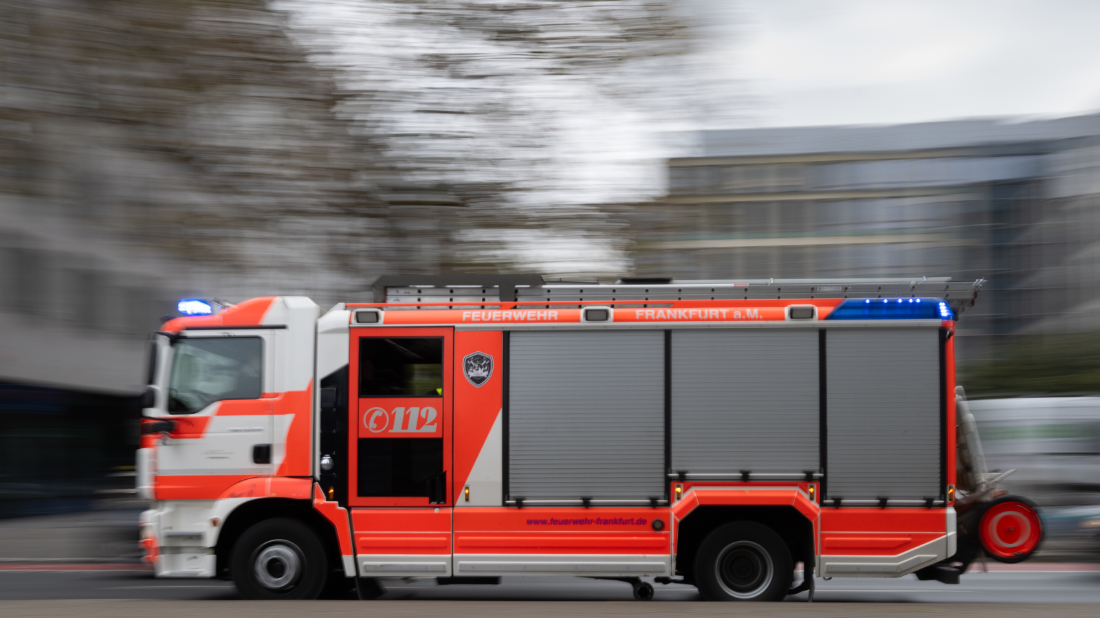 Frankfurt-Oberrad'daki Yangında Çok Sayıda Yaralı!, © dpa