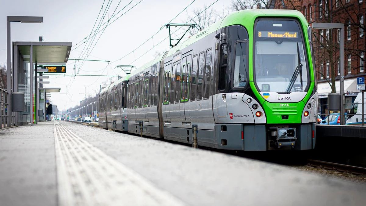 Mainz’a 22 Yeni Tramvay: 100 Milyon Euroluk Ulaşım Yatırımı, © Moritz Frankenberg/dpa Mainz’a 22 Yeni Tramvay: 100 Milyon Euroluk Ulaşım Yatırımı, © Moritz Frankenberg/dpa