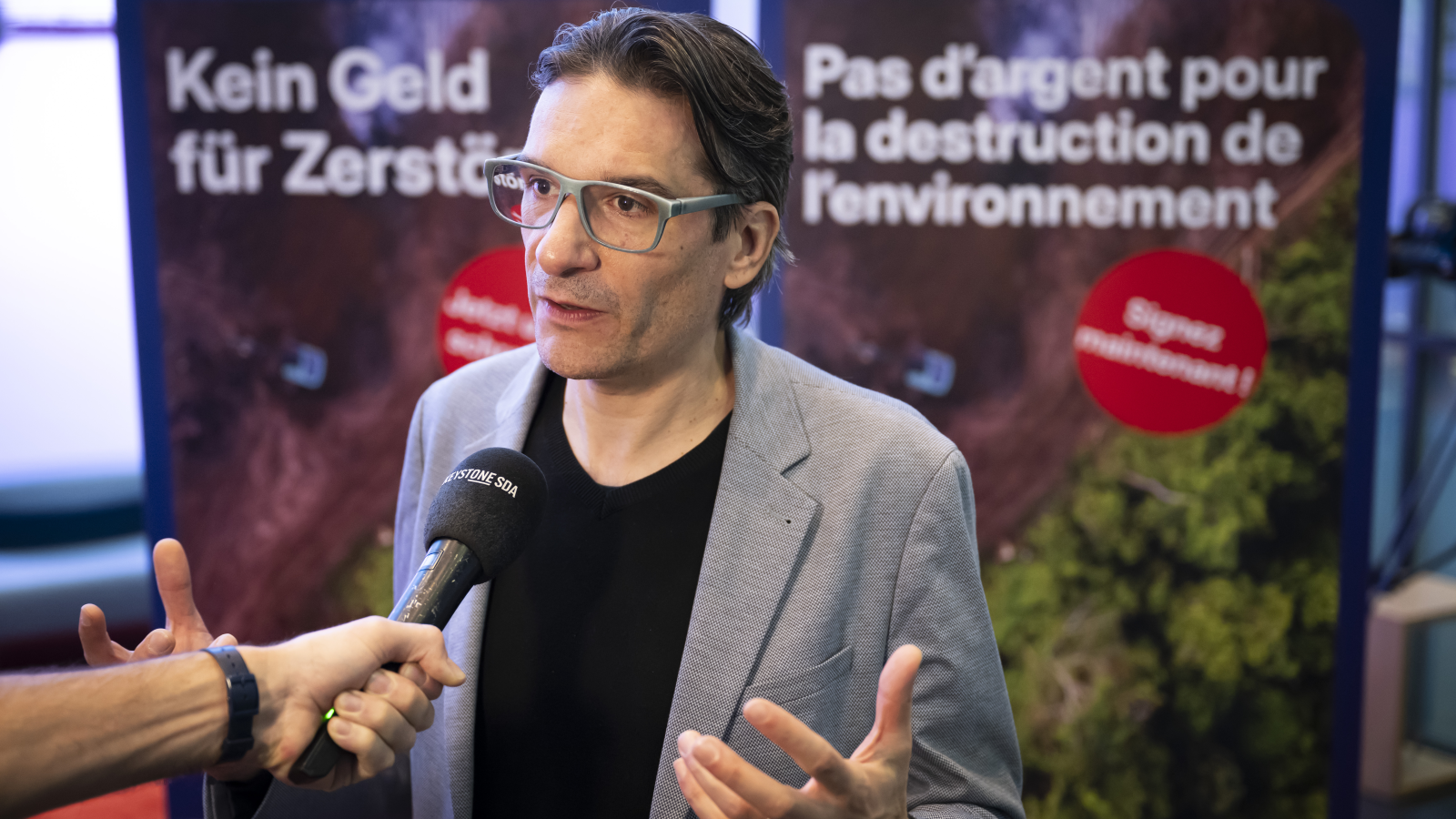 Initiative fordert nachhaltigen Finanzplatz, © Keystone / Anthony Anex