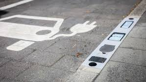 Bremen’de “şarjlı kaldırım” tartışması!, © swd-ag.de/magazin/mobilitaet/ladebordsteine