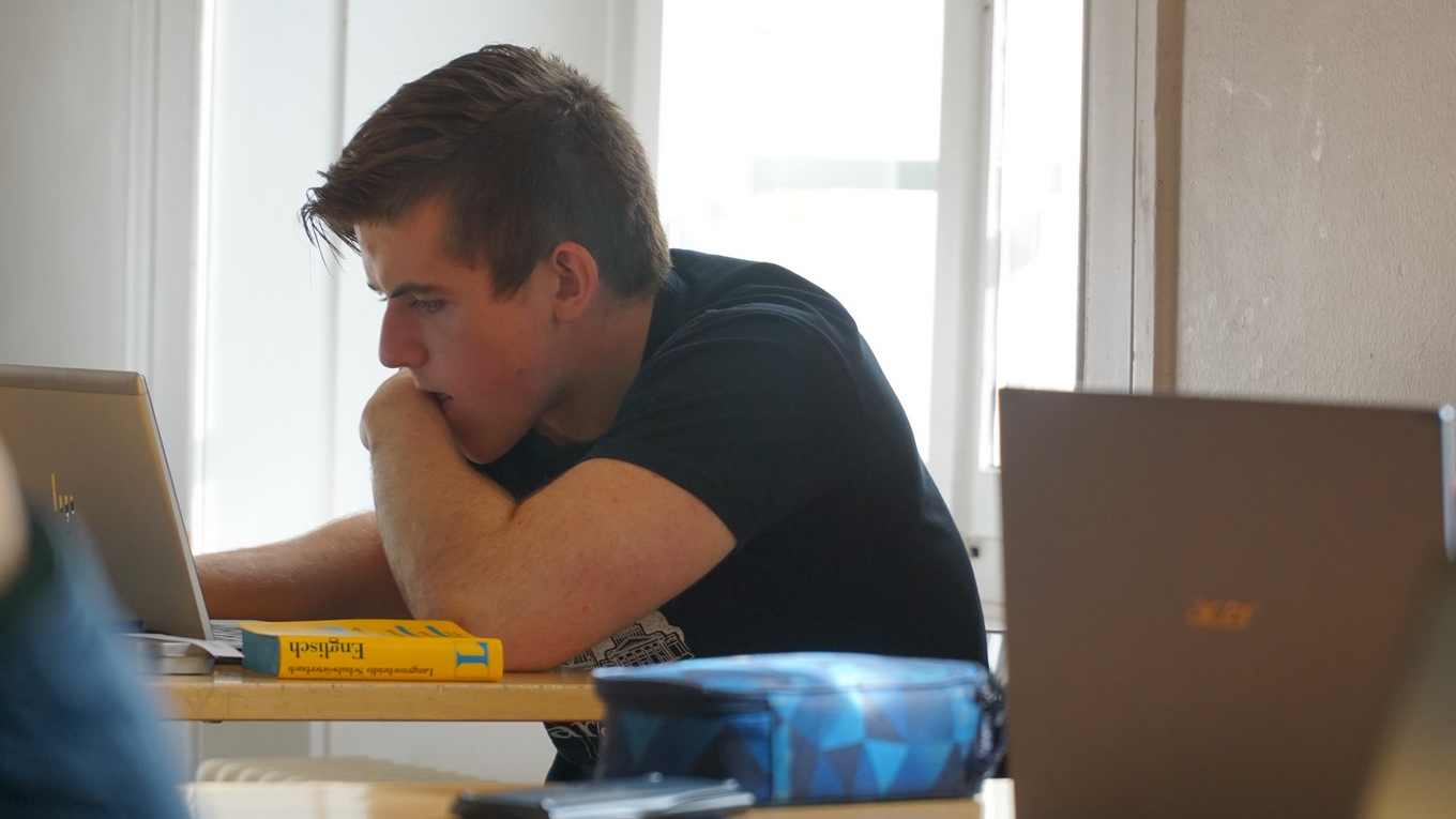 Geographie-Silbermedaille für Vaduzer Schüler, © ZVG