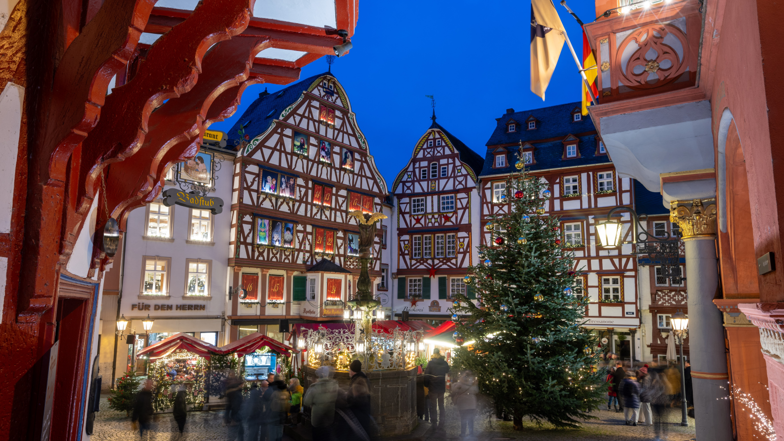 Rheinland-Pfalz`daki Noel Pazarlarında Güvenlik Artırıldı!, © dpa