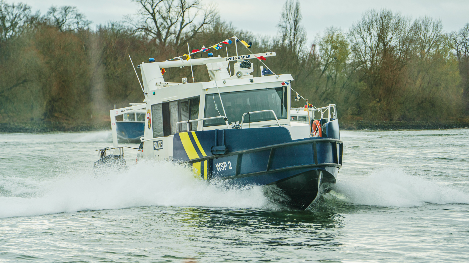 Ren Nehri’nde Kayıp Sanılan Eş Sağ Salim Bulundu!, © Andreas Arnold/dpa