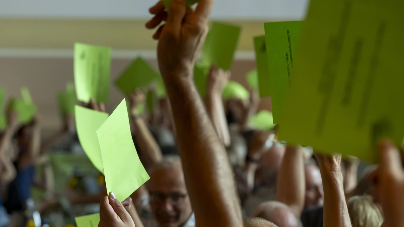 Grüne sagen deutlich Nein zur BVG-Reform, © KEYSTONE/Georgios Kefalas Grüne sagen deutlich Nein zur BVG-Reform, © KEYSTONE/Georgios Kefalas