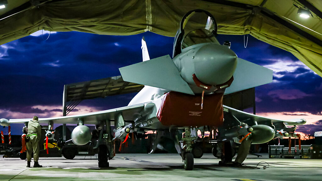 Huthi-Miliz droht mit Eskalation, © As1 Leah Jones/MoD Crown Copyright 2024/UK Ministry of Defence/dpa