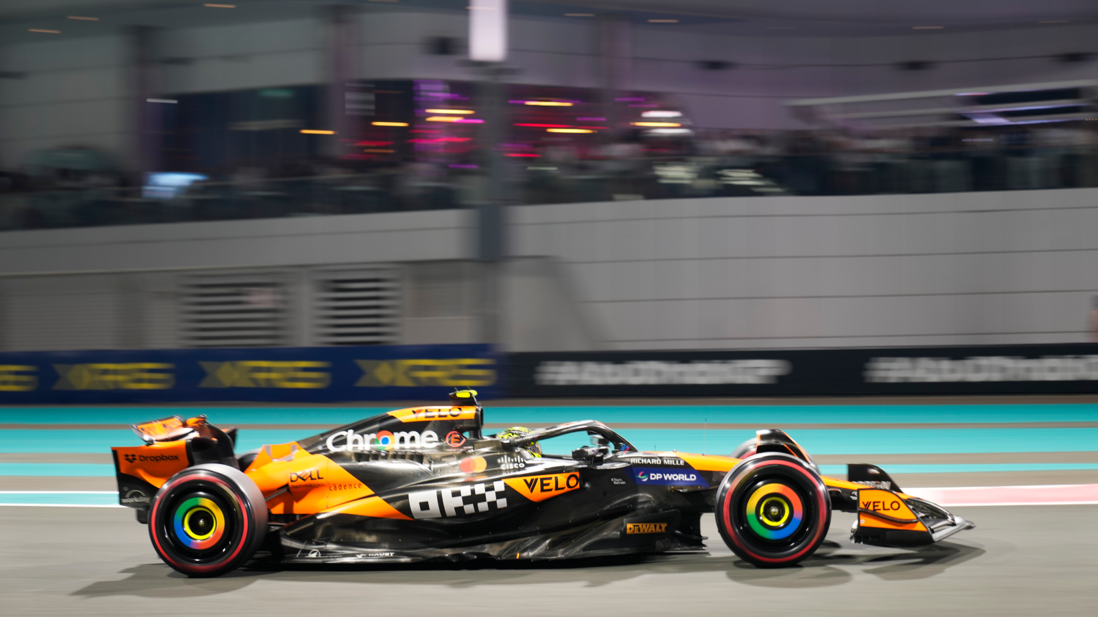 Beide Mc Laren in der ersten Reihe, © Keystone