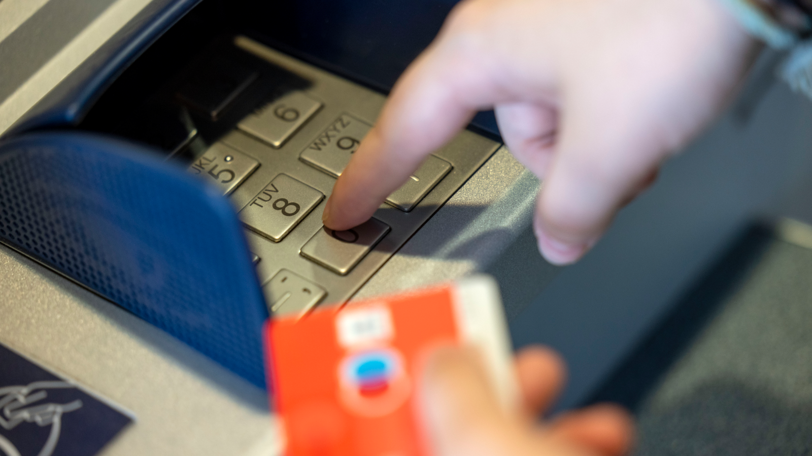 Hamburg’da Belediye Çalışanlarına Yeni Ek Ödenek Anlaşması, © dpa