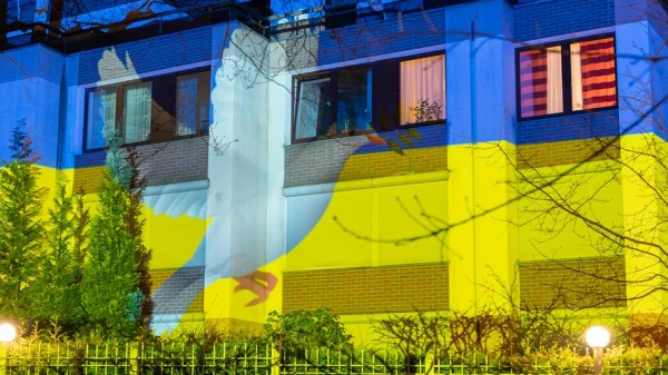 Haus mit ukrainischen Licht, © Radio Hamburg Haus mit ukrainischen Licht, © Radio Hamburg