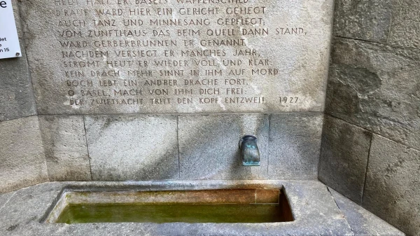 Der Gerberbrunnen fristet ein verstecktes Dasein, © Radio Basilisk Der Gerberbrunnen fristet ein verstecktes Dasein, © Radio Basilisk