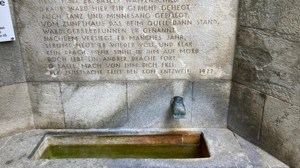 Der Gerberbrunnen fristet ein verstecktes Dasein, © Radio Basilisk