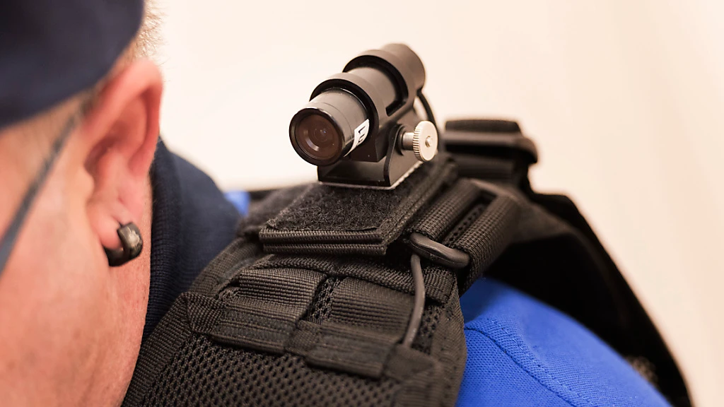 SBB wollen für die Sicherheit Bodycams einsetzen, © Keystone / SDA / Archivbild SBB wollen für die Sicherheit Bodycams einsetzen, © Keystone / SDA / Archivbild