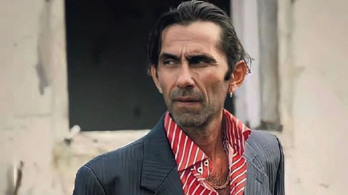 Peker Açıkalın Sağlık Dedikodularını Yalanladı: "Gayet İyiyim", © pekeracikalinofficial / instagram Peker Açıkalın Sağlık Dedikodularını Yalanladı: "Gayet İyiyim", © pekeracikalinofficial / instagram