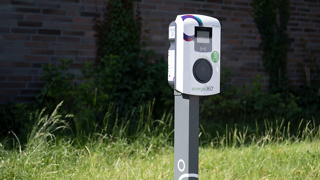 Neue Regeln bei Fahrzeug-Besteuerung , © Keystone-SDA Neue Regeln bei Fahrzeug-Besteuerung , © Keystone-SDA